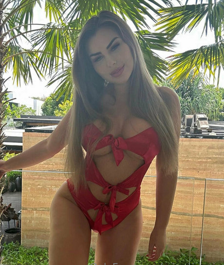 missninavip pornstar nudes pics