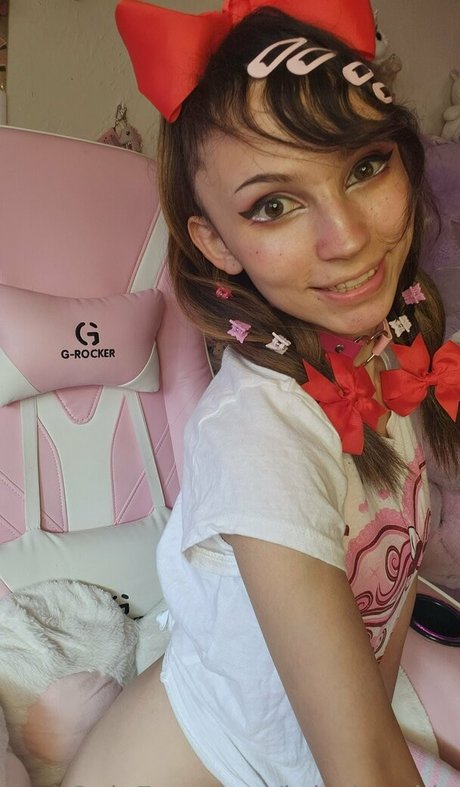 Krissipookie free star pic