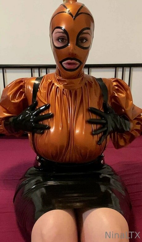 ninaltx model hot picture