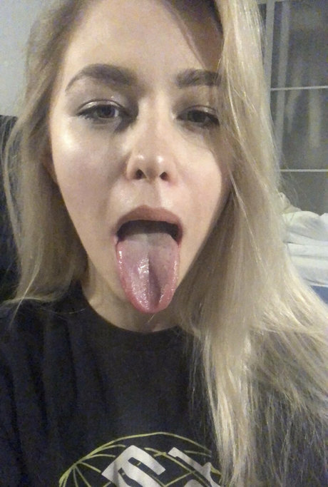 sophakingwet pornstar free image