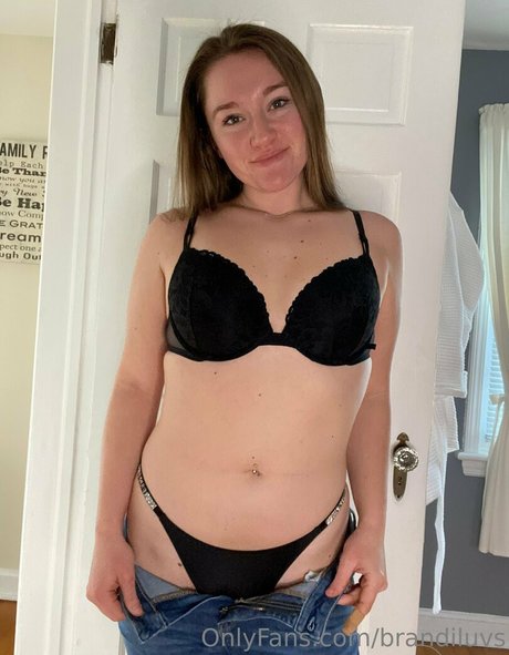 brandiluvs star erotic image