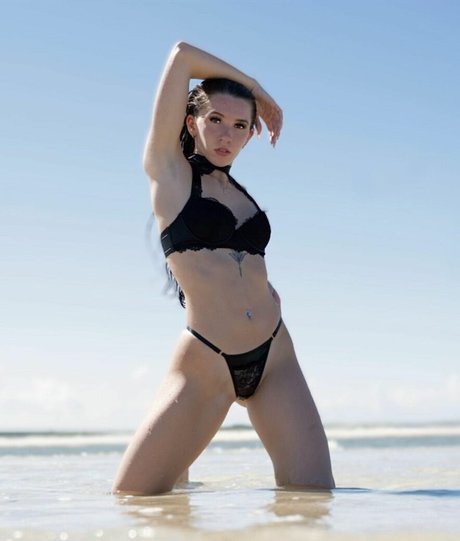 Peyton babe nice actress photos