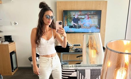 Amy Shark exclusive pornstar pics