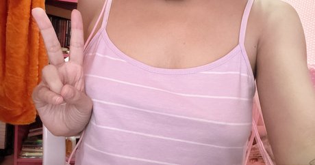 RingoRin sexy model pictures