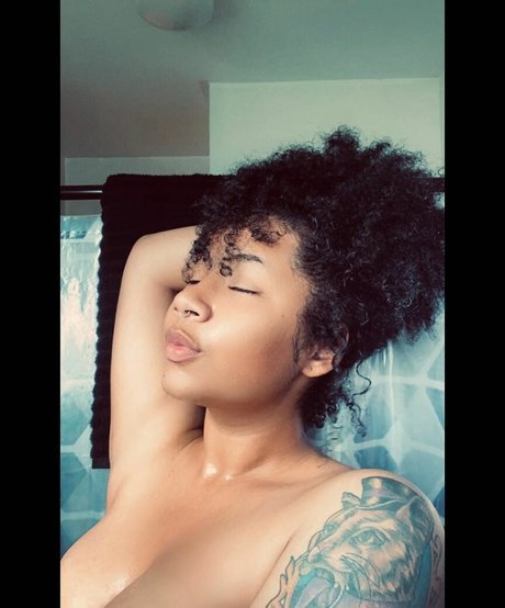 Elusivemulatto star sex image