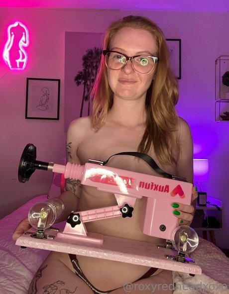 roxyredheadxoxo top star pictures