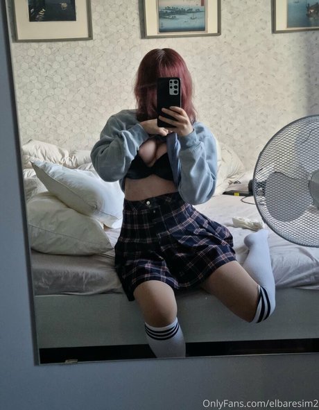 elbaresim2 nude star picture