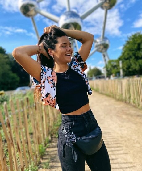 Delfi Granatto star high quality pictures