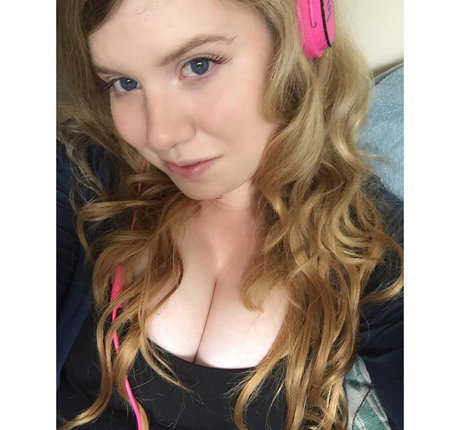 supanintendogirl pretty pornstar img