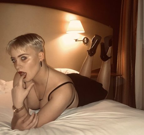 thick mature onlyfans sex picture