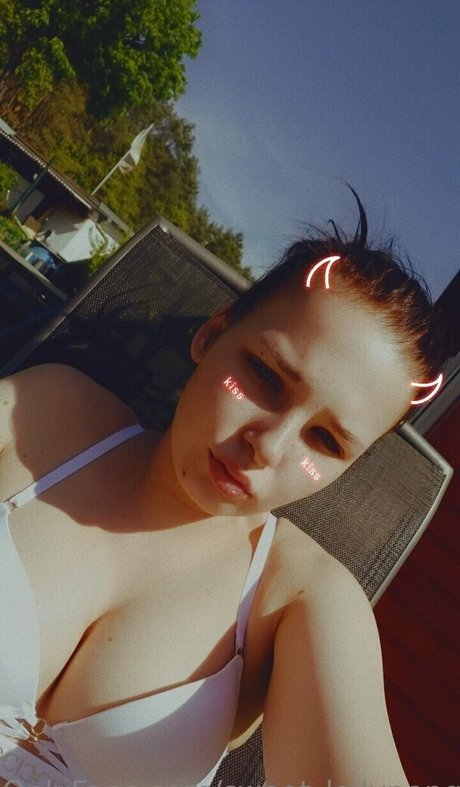 sweet lollypopgirl model erotic image