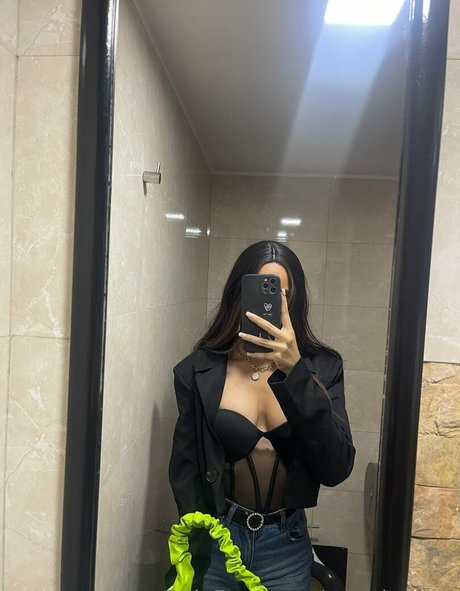 emythekitty pretty actress photos