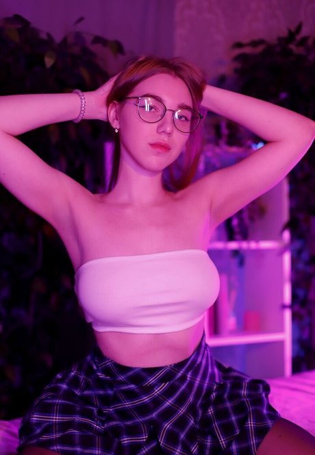 Nerdy Freyua star naked images