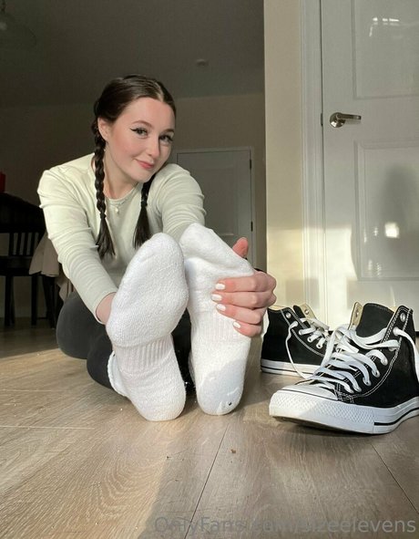 blonde cumshot onlyfans hot naked picture