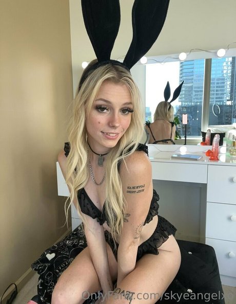 skyeangelxo model sex galleries