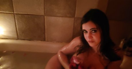 katkarmaorgasmic model nude pic