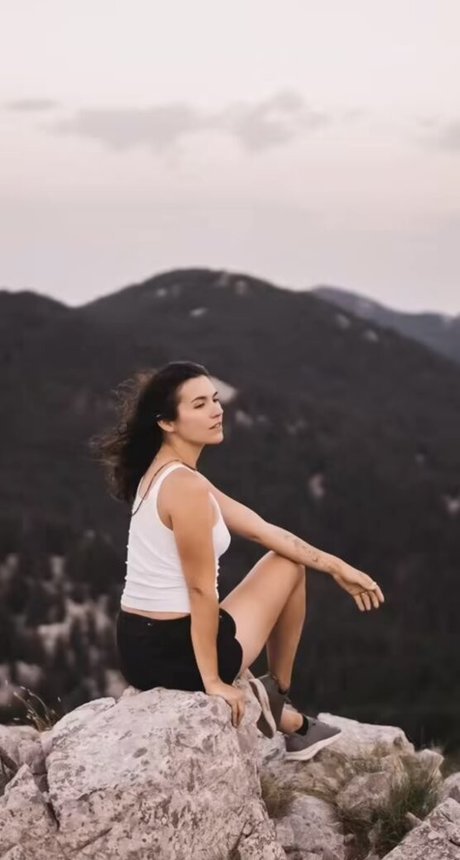 Eva Zu Beck pornstar perfect pic