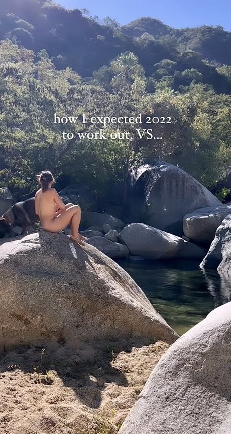 Eva Zu Beck model naked image