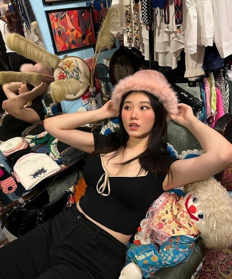 Vicki Mranrr xxx star gallery