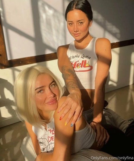 sooofina porn model picture