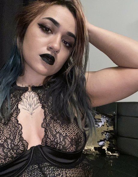 ariquxeen top actress pics