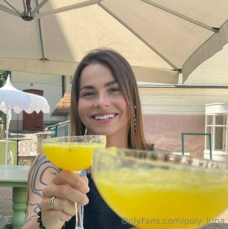 poly luna model xxx archive