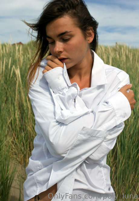 poly luna star hot pics