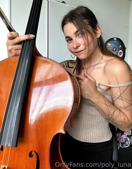 poly luna pornstar nudes image