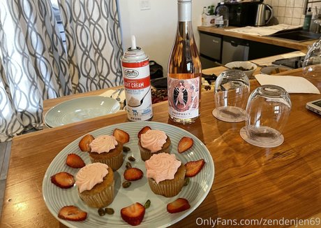 zendenjen69 hot star images