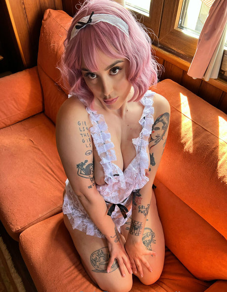 emilyevansx naked pornstar galleries