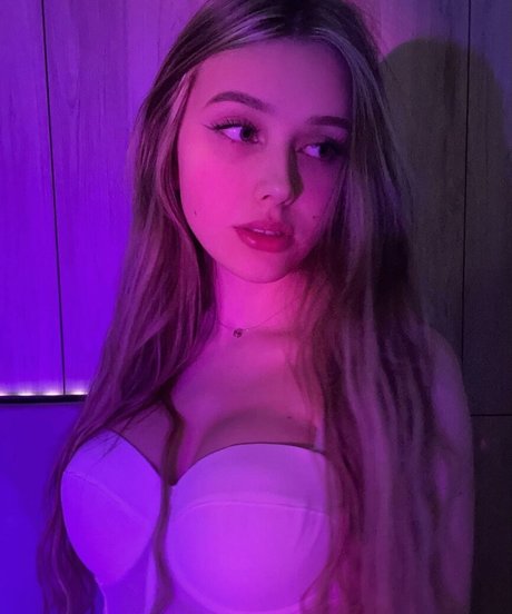 whylollycry model hd archive