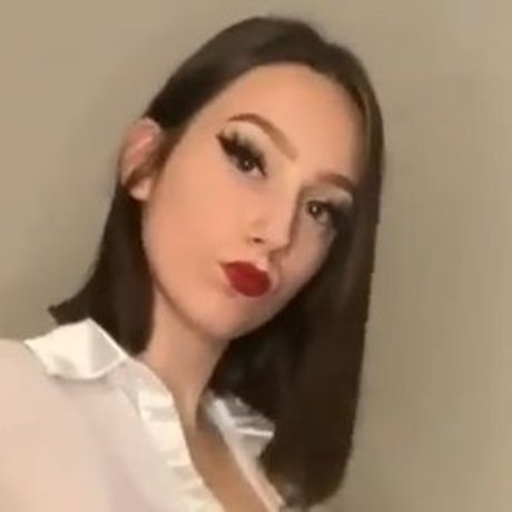 MistressLolitaH erotic pornstar photo