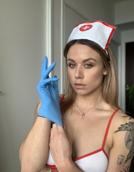 Oliviauncovered star art archive