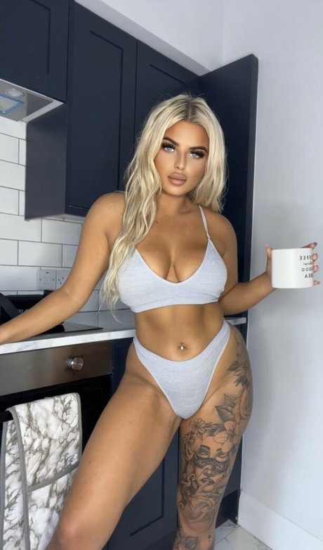 lingerie babe onlyfans pornographic pic