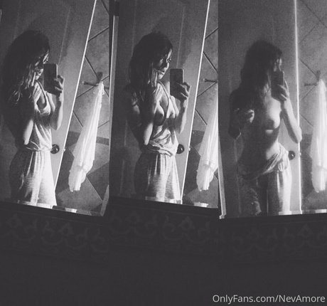 small cock onlyfans hot nude image