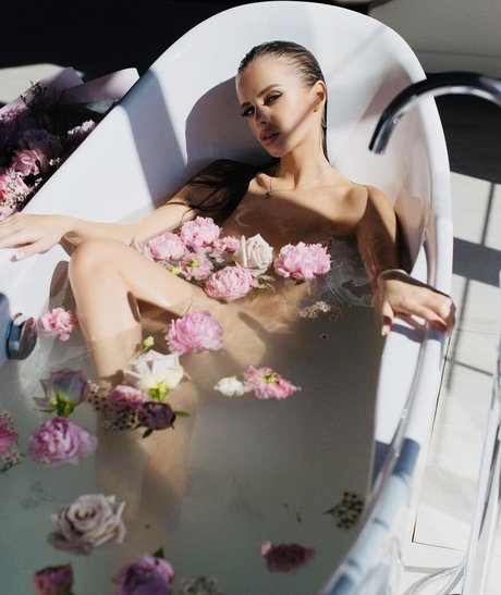 asian cuckold onlyfans beautiful nude image