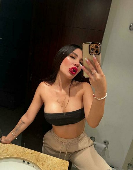 paulatorofree erotic pornstar images