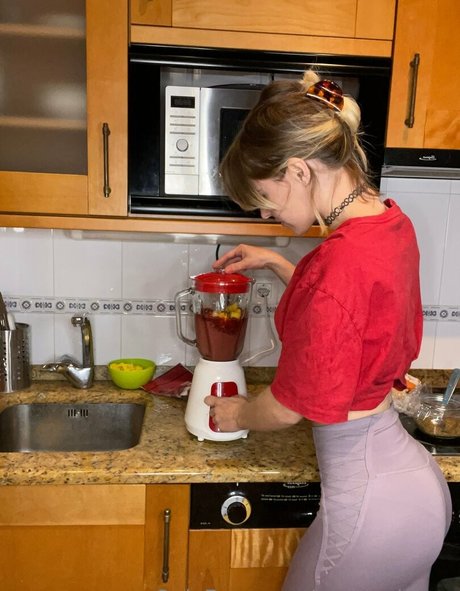 emmachloee nice actress photos