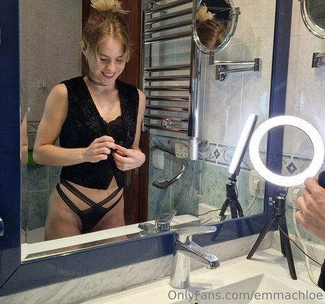 emmachloee pornstar xxx gallery