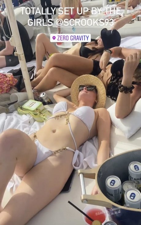 Katie McGlynn star free img