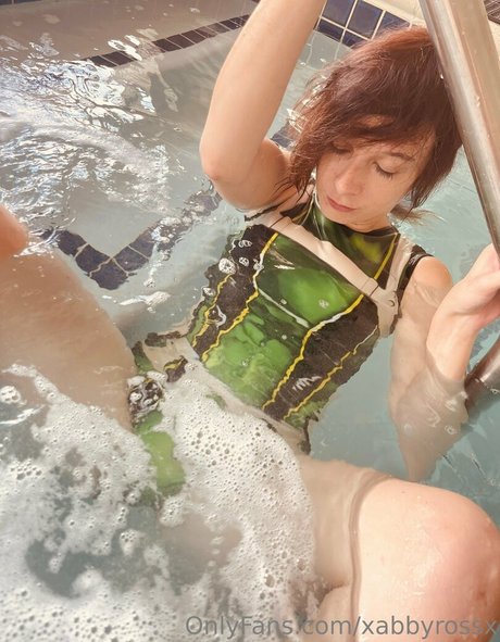 xabbyrossx model beautiful photos