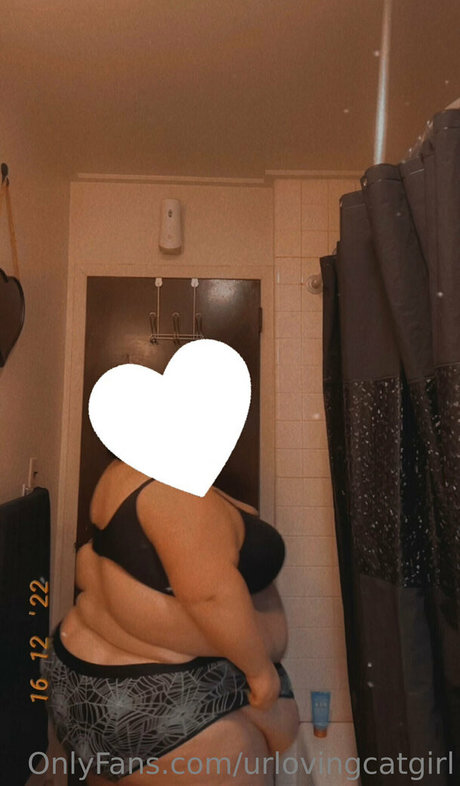 urlovingcatgirl pretty actress photos