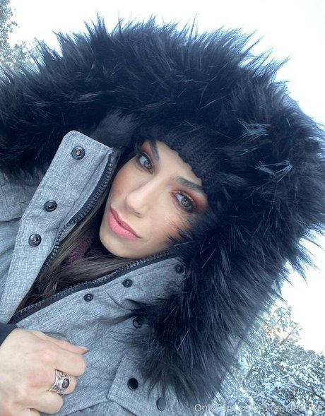 cum selfie onlyfans naked image