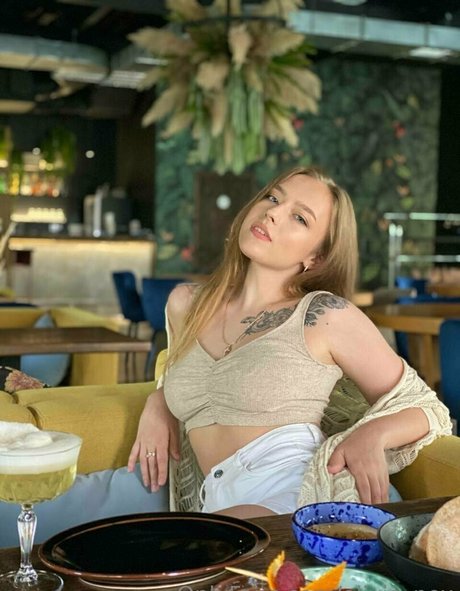 olivia nox star sexy gallery