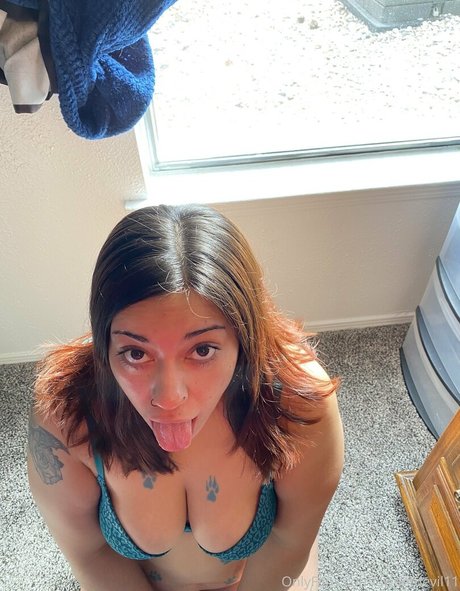 naynayswrld model perfect pics