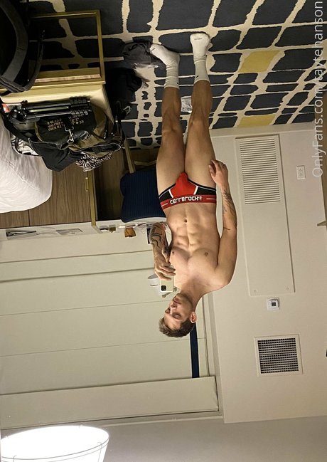 taytehanson model beautiful pics