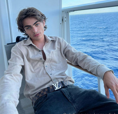 yazandiab pornographic star pic