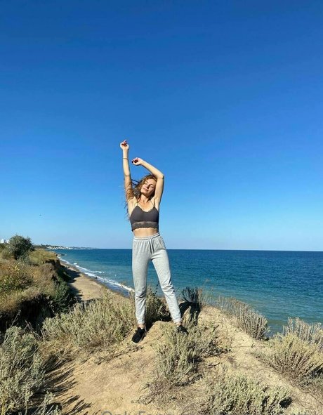 tarina pretty xxx pornstar gallery