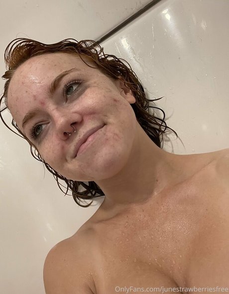 junestrawberriesfree pornstar exclusive img