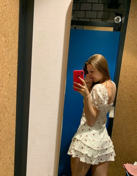 alexasecrets pretty model images